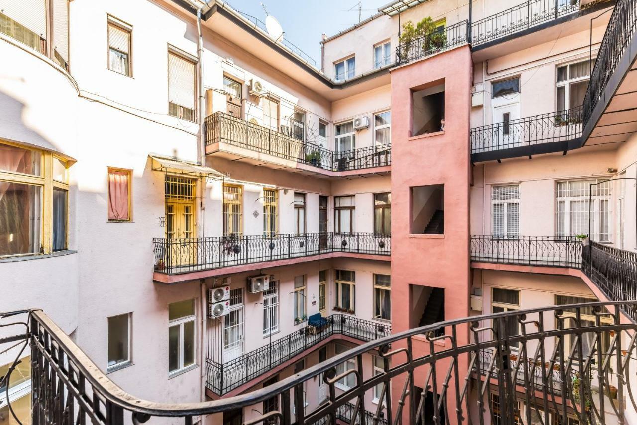 The Grey - Studio With Sleeping Loft In The Center Of Appartement